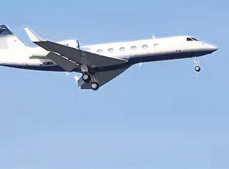 ‘Jet’giller! Onun uçağı var, özel mi özel…