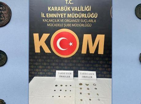 Karabük’te tarihi eser operasyonunda 12 sikke ve 14 tarihi eser ele geçirildi