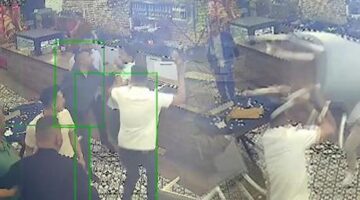 Kavga değil sanki meydan savaşı! Ortalık kan gölüne döndü