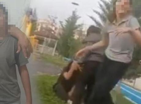 Kız çocuğuna arkadaş tuzağı! 1 saat boyunca öldüresiye dövdüler