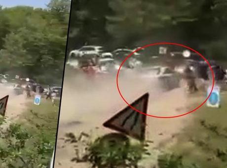 Korku filmlerini aratmayacak olay! Bursa’da yarış aracı seyircilerin bulunduğıu bölgeye savruldu
