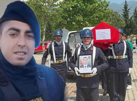 Lenf kanseri nedeniyle hayatını kaybeden uzman çavuş son yolculuğuna uğurlandı