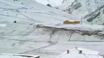 Mayıs ayında kar yağışı şaşırttı! İlçe beyaza büründü