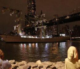 Meksika Donanmasına ait yelkenli gemi New York Brooklyn Köprüsü’ne çarptı: Ölü ve yaralılar var