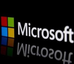 Microsoft, şirketin İsrail ile işbirliğini protesto eden çalışanının işine son verdi