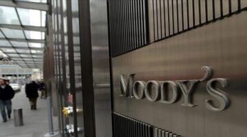 Moody’s’ten flaş karar! ABD’nin kredi notu düşürüldü