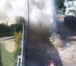 Muğla’da su borusu bomba gibi patladı
