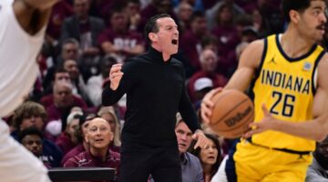 NBA’de sezonun başantrenörü ödülünü Atkinson kazandı