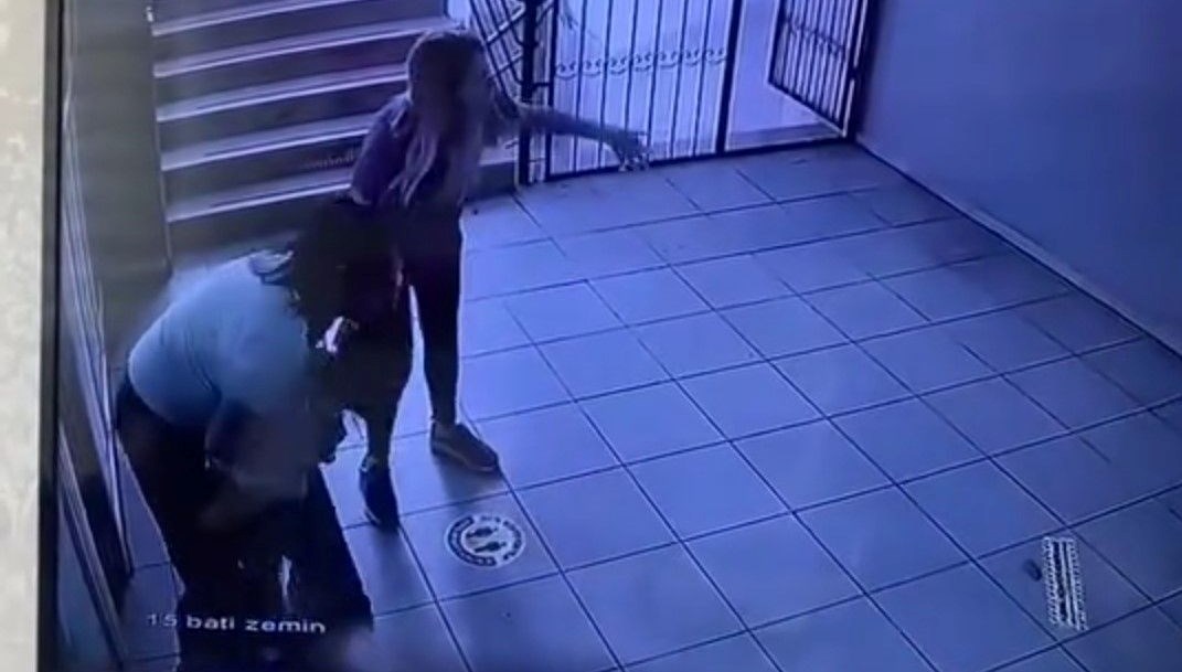 Öğretmenin Heimlich manevrası hayat kurtardı