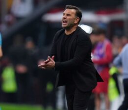 Okan Buruk: Osimhen’in rekorunu geliştirmesini ben engellemiş olabilirim