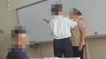 Okulda öğretmen şiddeti: Veliler duruma tepki gösterdi