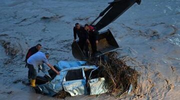 Osmaniye’yi sağanak vurdu! Bülbül deresi taştı… Vali Yılmaz’dan açıklama