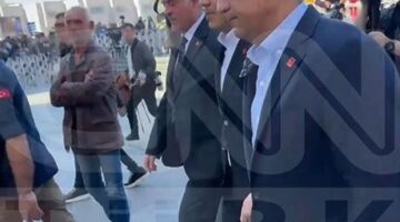 Özgür Özel’e yumruklu saldırıyı gerçekleştiren şüphelinin tören öncesi görüntüleri ortaya çıktı