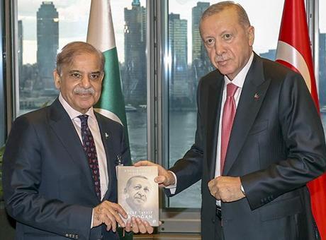 Pakistan Başbakanı Şerif’ten Cumhurbaşkanı Erdoğan’a teşekkür mesajı