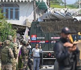 Pakistan ordusu, Hindistan’ın 3 havalimanını hedef alan saldırılarına karşılık verdi