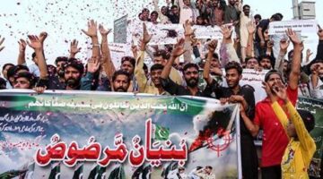 Pakistan’dan, Hindistan ile yapılan ateşkesin ardından orduya destek gösterisi
