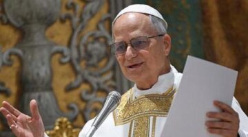 Papa 14. Leo, yönettiği ilk ayininde kardinallerine seslendi