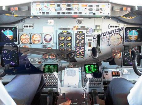 Pilot bayıldı, kontrolsüz kalan uçak 10 dakika pilotsuz uçtu!