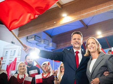 Polonya’da cumhurbaşkanlığı seçimleri ikinci tura kaldı