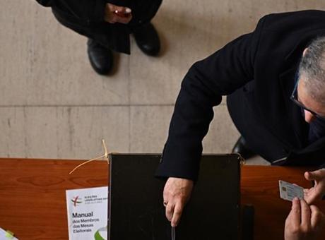 Portekiz’de erken genel seçimlerde oy kullanma işlemi başladı
