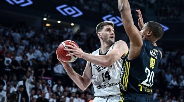 Pota derbisinde kazanan Beşiktaş