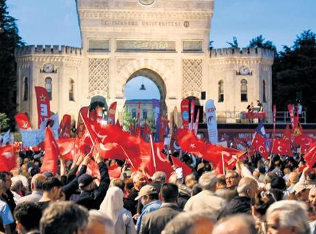 ‘Sandık gelene kadar sokaktayım’