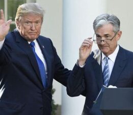 Sert sözlerle eleştirmişti! Trump ve Fed Başkanı Powell bir araya geldi
