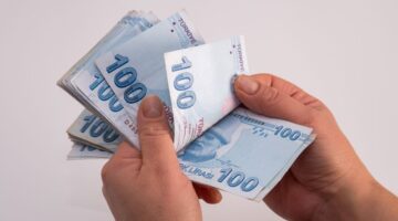 Sıfır faizli kredi veren bankalar Mayıs 2025: Hangi banka, ne kadar faizsiz kredi veriyor? 4 bankadan 75 bin TL’lik faizsiz kredi fırsatı