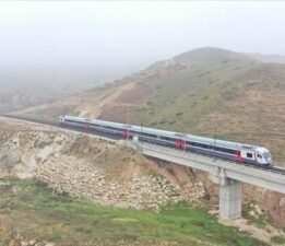Siirt-Kurtalan arasına 34 kilometrelik yeni demir yolu hattı inşa edilecek