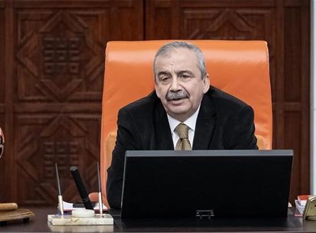 Siyasilerden Sırrı Süreyya Önder için başsağlığı mesajları