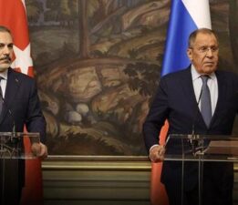Son Dakika! Dışişleri Bakanı Hakan Fidan Moskova’da Rus mevkidaşı Lavrov ile açıklamalarda bulunuyor