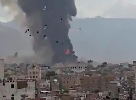Son dakika! İsrail, Yemen’deki Sana Havalimanı’na saldırdı!