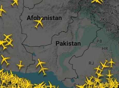 Son dakika! Pakistan-Hindistan çatışmaları dünyadan havayolu şirketlerine rota değiştirtti