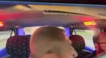 Taksiciyi silahla gezdirip gasp etti! Dehşet anları kamerada