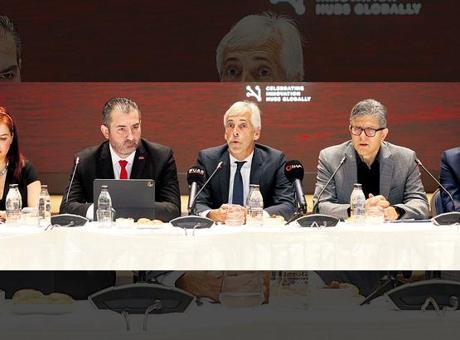 ‘Teknolojide Türkiye bölgede yıldız ülke’