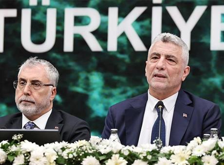 Ticaret Bakanı Bolat: Türkiye üretimini ve ihracatını artırmaya devam ediyor