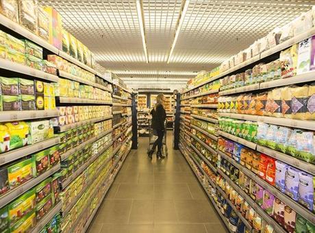 Ticaret ve perakende satış hacmi martta arttı