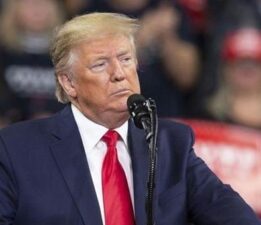Trump duyurdu! Büyük bir ülke ile ticaret anlaşması imzalanacak