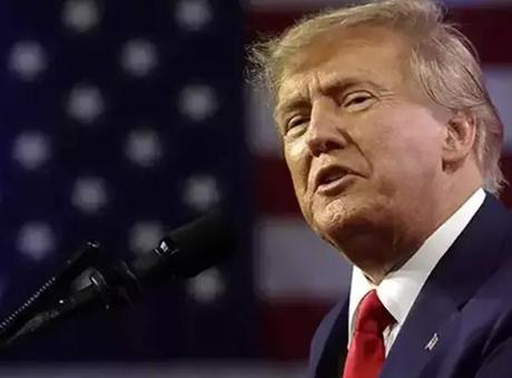 Trump’tan bir hamle daha! Yabancı filmlere yüzde 100 gümrük vergisi