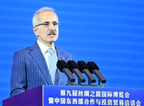 Türkiye ile Çin arasında ‘kazan kazan’ dönemi! Bakan Uraloğlu detayları açıkladı