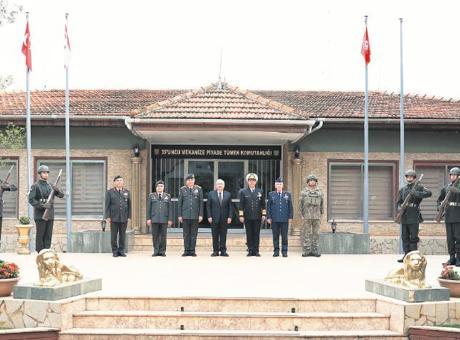 ‘Türkiye tarihi sorumluluğunu sürdürecek’