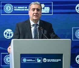 ‘Türkiye, yenilenebilir enerji hedefiyle dünya çapında lider konumda’