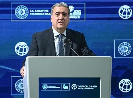 ‘Türkiye, yenilenebilir enerji hedefiyle dünya çapında lider konumda’