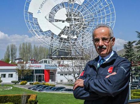 Türksat 6A uydusunda ilk ihracat! Bakan Uraloğlu anlaşmayı duyurdu