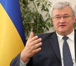 Ukrayna Dışişleri Bakanı Sybiha: Putin’in ‘geçit töreni ateşkesi’ sahte çıktı