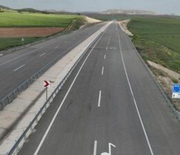 Ulaştırma Bakanlığı’ndan bir ilk: Karayollarında müzikli uyarı işareti!
