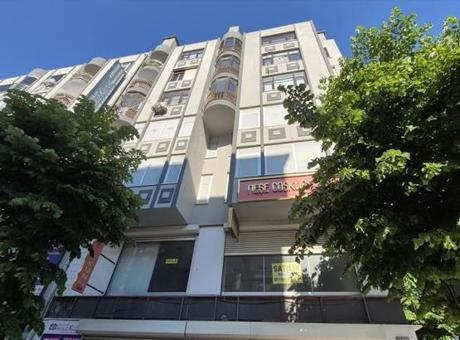 Yer: Avcılar! Yolda yürürken dehşeti yaşadı