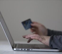 Yurt dışı sitelerinden alışverişlerde kişisel bilgi paylaşımına dikkat