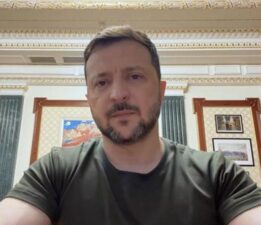 Zelenskiy: Trump’ın İstanbul’da bizimle birlikte olmasından memnuniyet duyarız