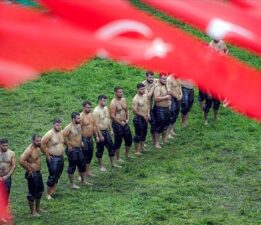 664. Tarihi Kırkpınar Yağlı Güreşleri başlıyor: 40 başpehlivan 826 sporcu